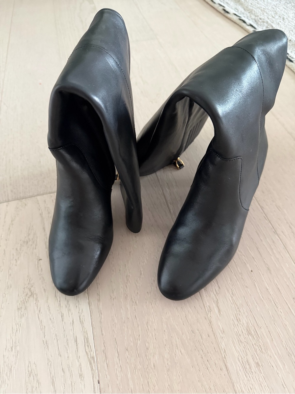 Lauren Ralph Lauren Black Leather Pointed Toe Heeled Ankle Boots